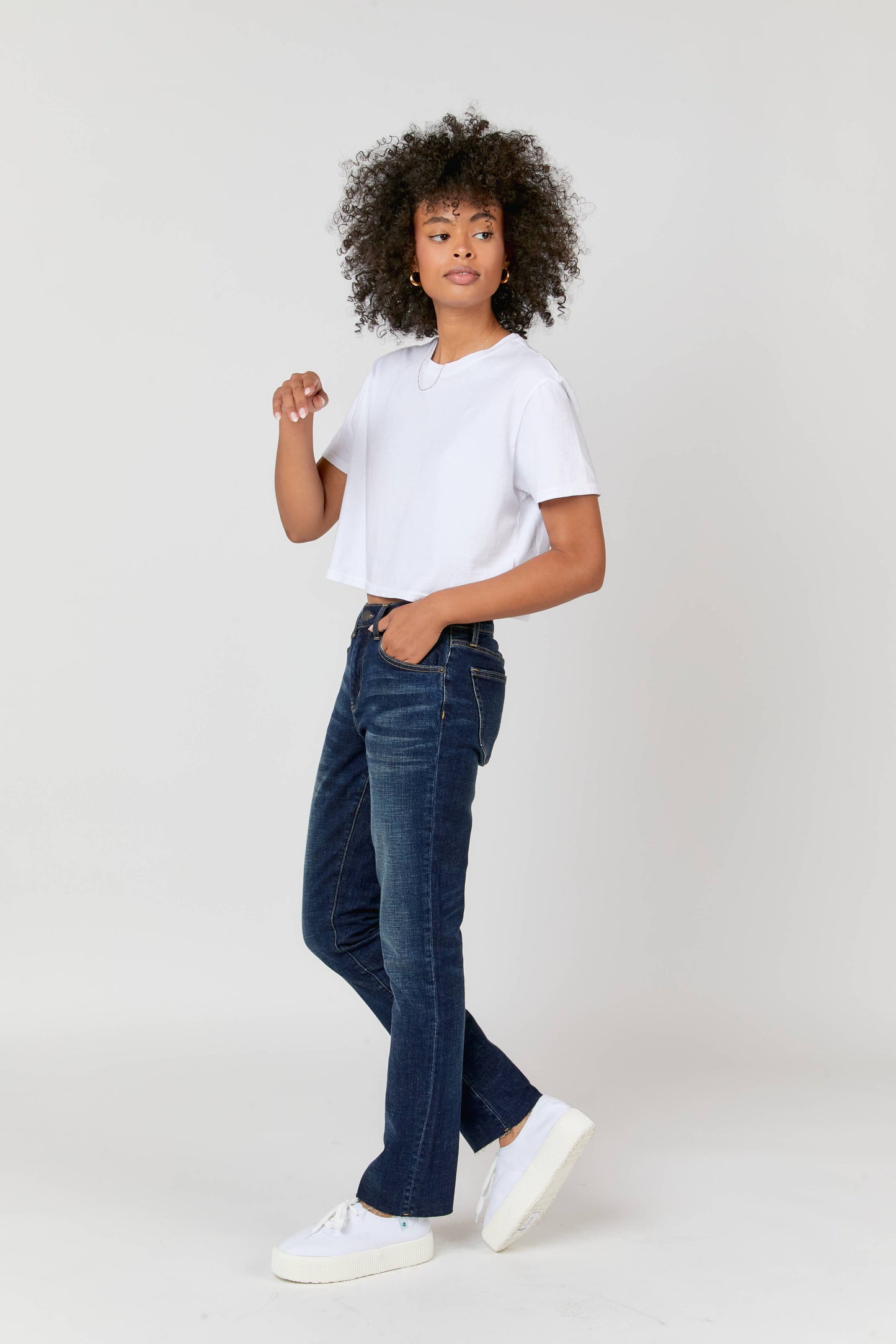 Oliver Logan Crosby Mid Rise Relaxed Taper Jean