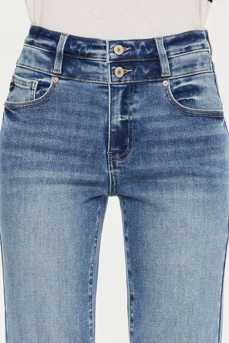 KAN CAN HIGH RISE SLIM STRAIGHT JEANS