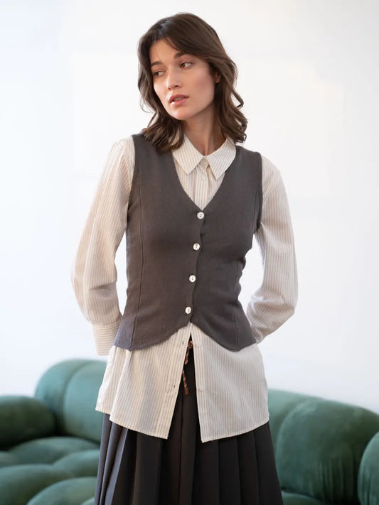 Lightweight Knitted Sweater Vest