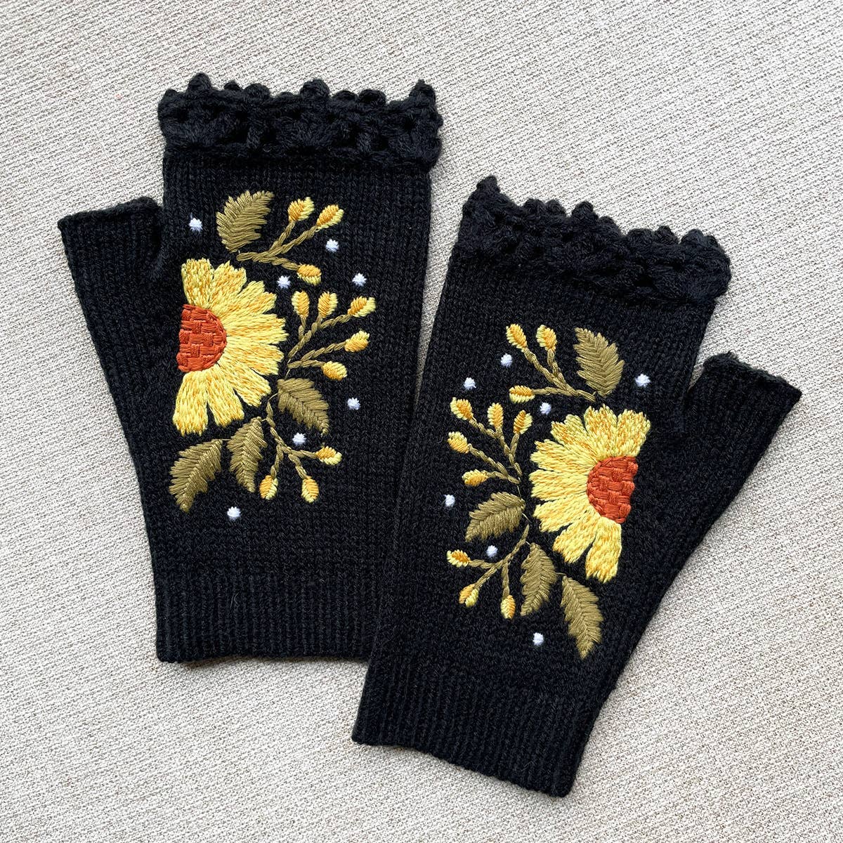 Vintage Sunflower Embroidered Mittens