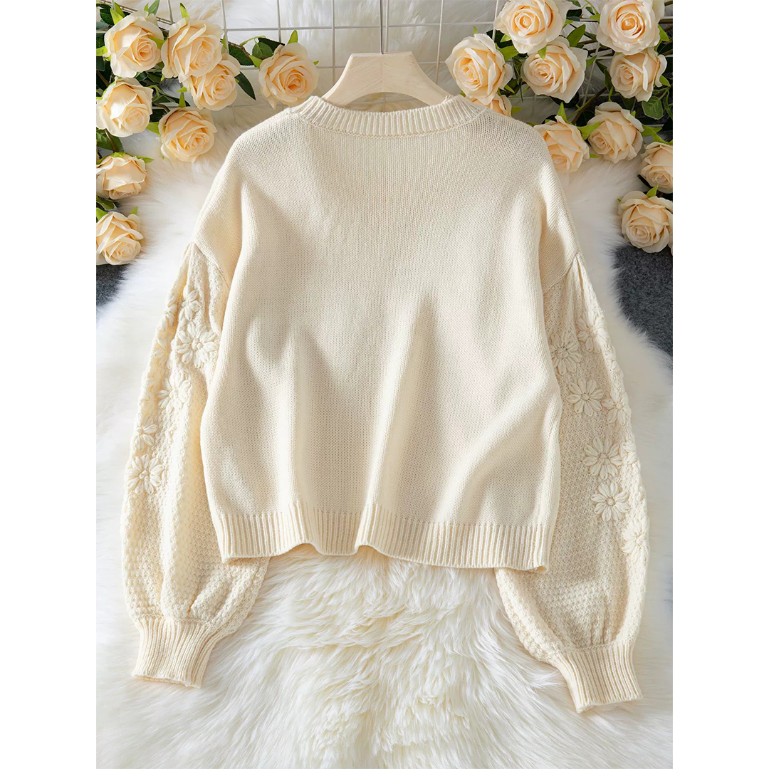 Crew Neck Embroidered Daisy Pullover Knit Sweater