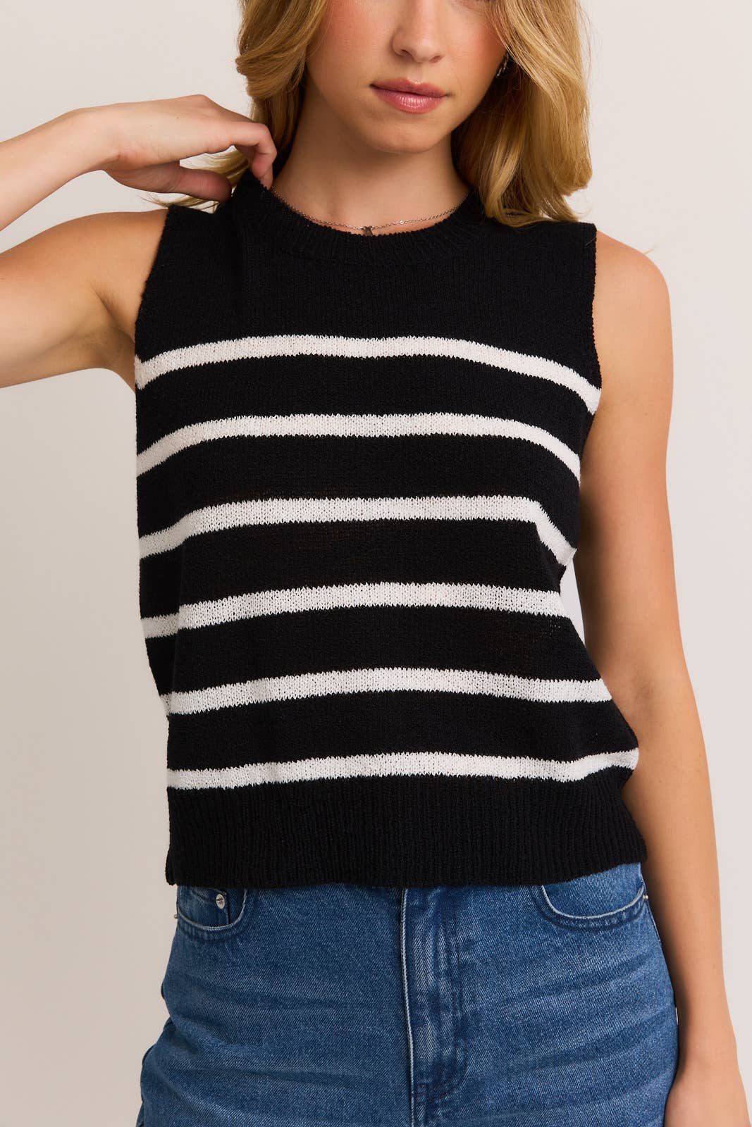 Sleeveless Sweater Top