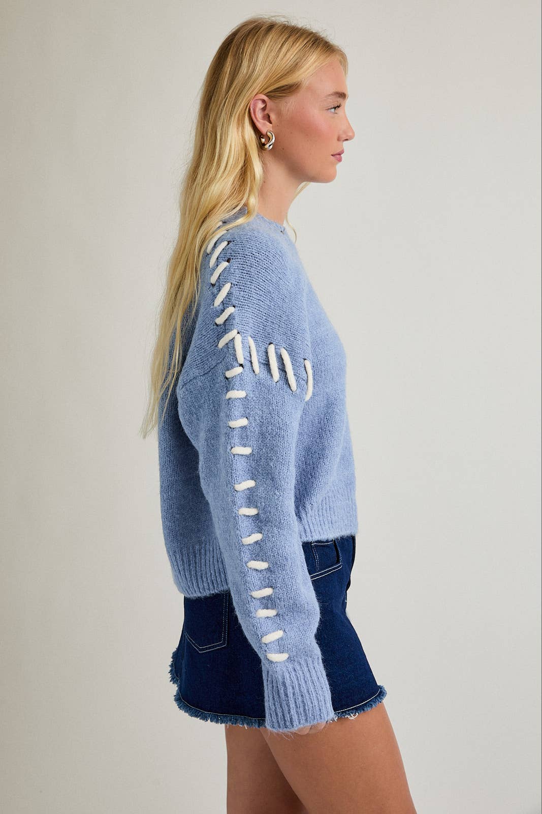 STITCH DETAIL SWEATER TOP