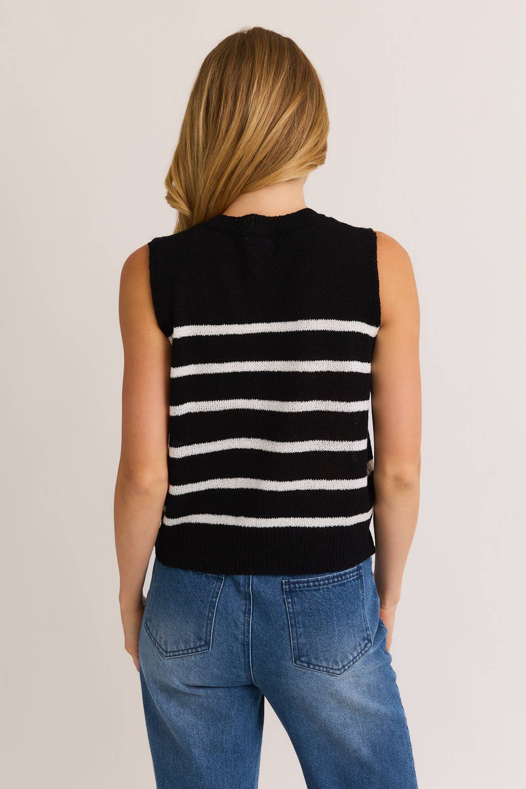Sleeveless Sweater Top