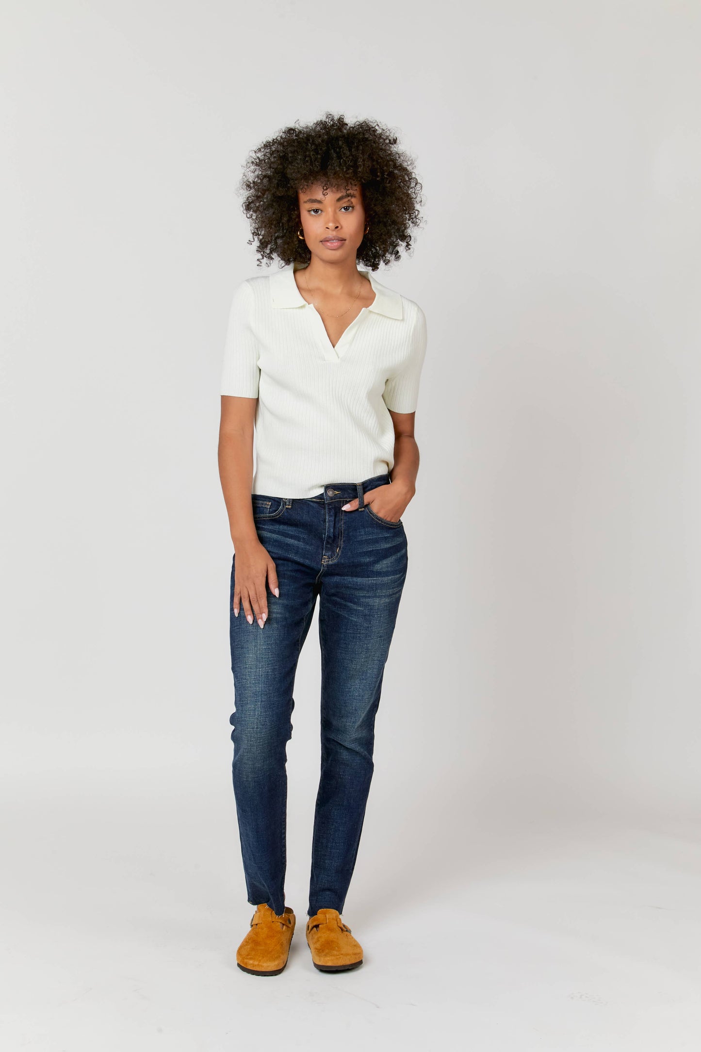 Oliver Logan Crosby Mid Rise Relaxed Taper Jean