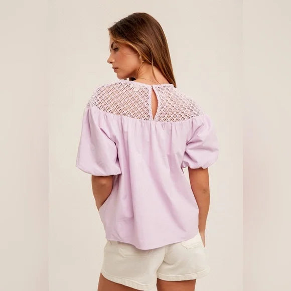 Hem & Thread Crochet Contrast Bubble Sleeve Blouse